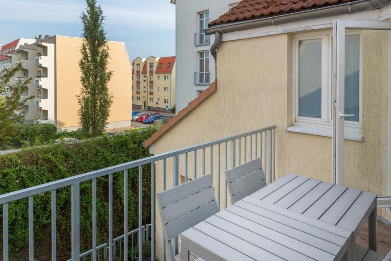 H&H Apartments Im Herzen Der Stadt In Der Lange Strasse Geraeumig Ruhig Mit Kueche Und Esstisch Greifswald Exteriör bild